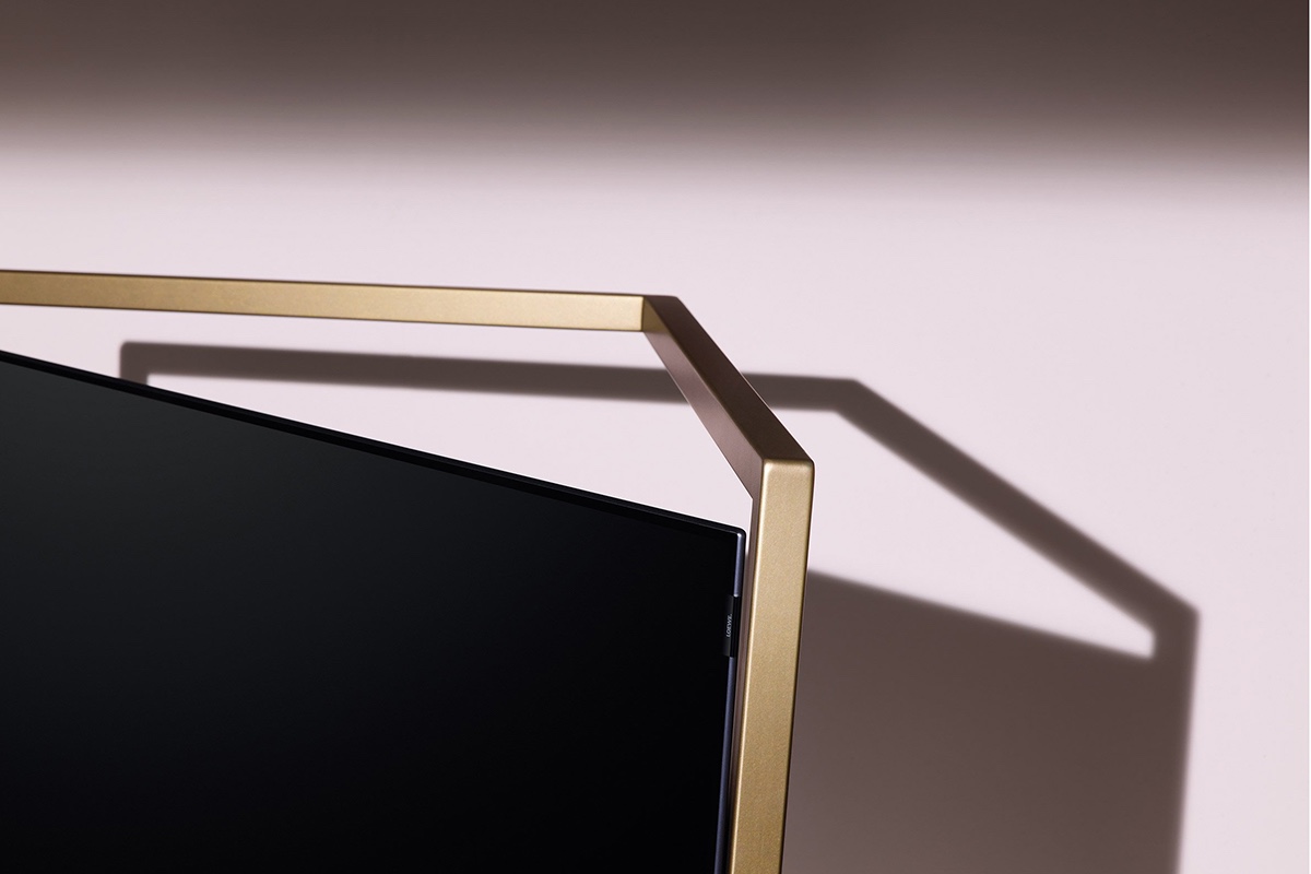 Новый телевизор от Loewe вдохновлен ар-деко и стилем «Баухаус»