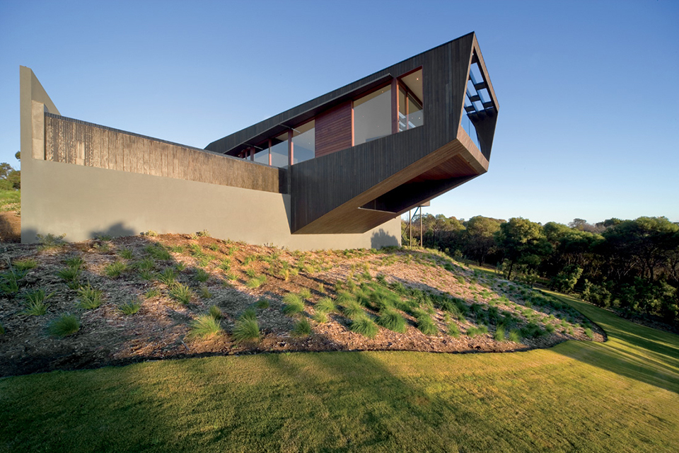Этот «зависший в воздухе» дом в Австралии предлагает роскошные жилые перспективы